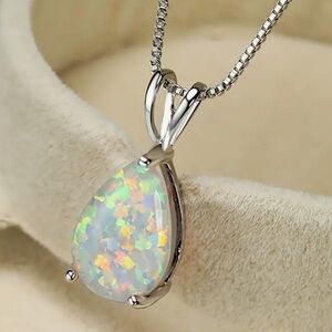 Minimalist Water Drop Opal Three Claw Pendant Necklace